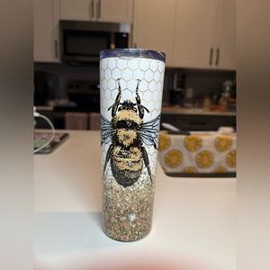 Bee Design Tumbler with Glitter Base